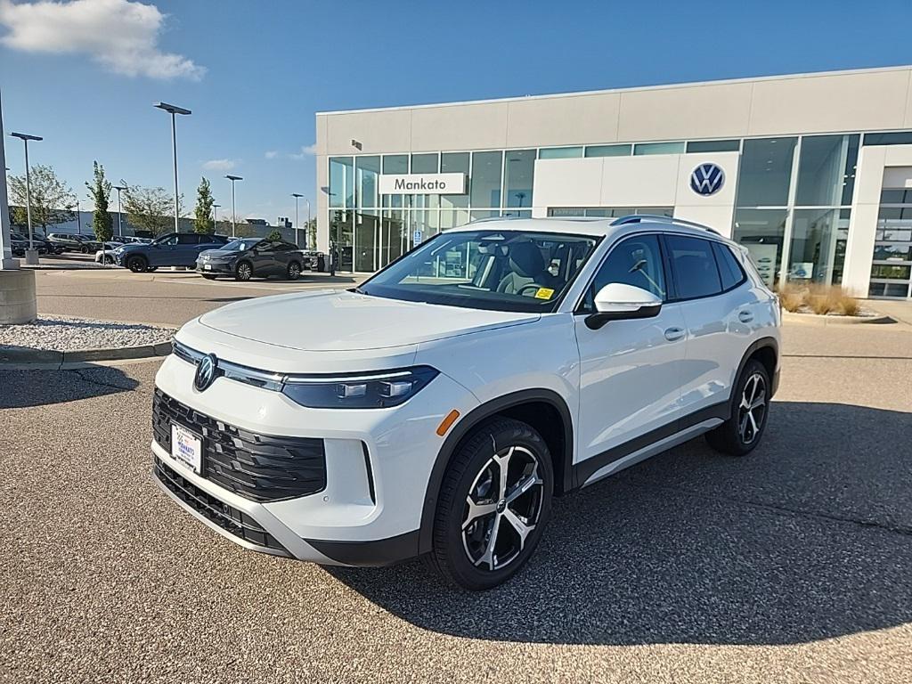 new 2025 Volkswagen Tiguan car, priced at $34,540