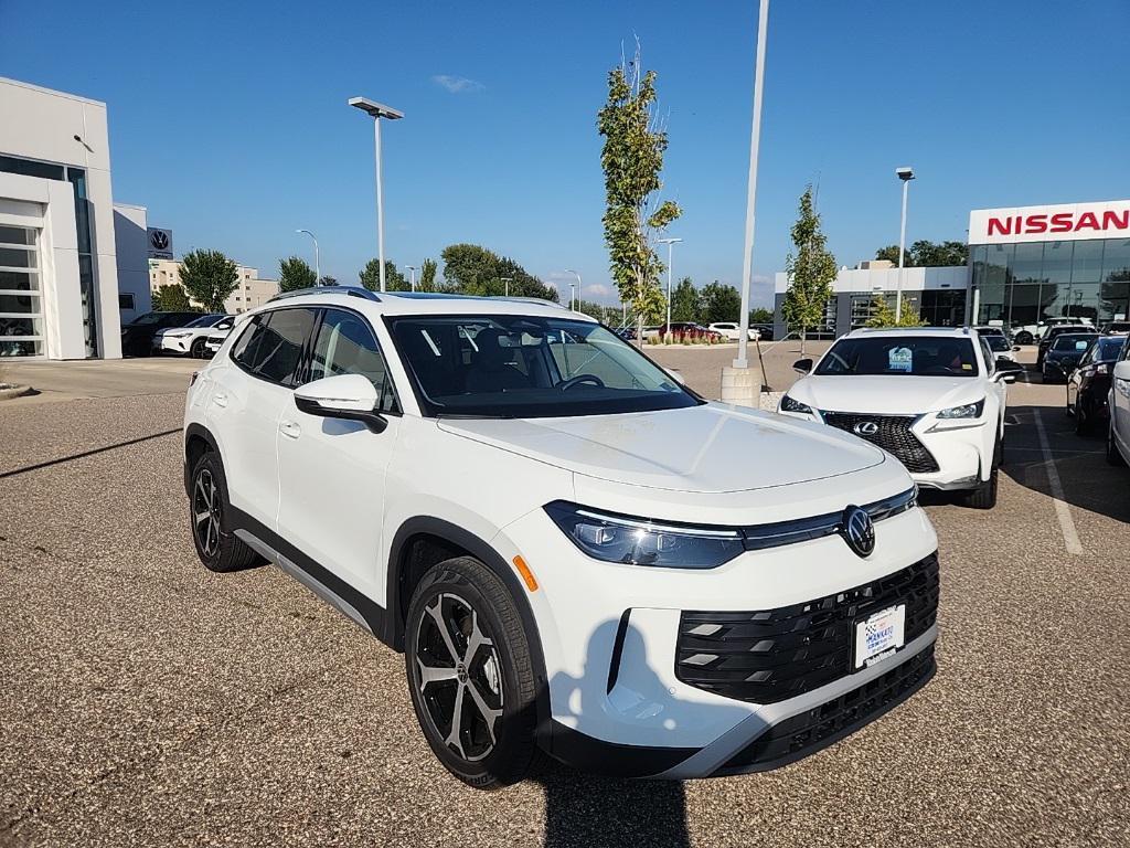 new 2025 Volkswagen Tiguan car, priced at $34,540