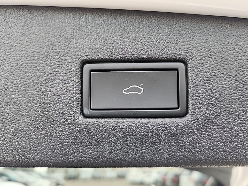 used 2024 Volkswagen Tiguan car, priced at $28,967