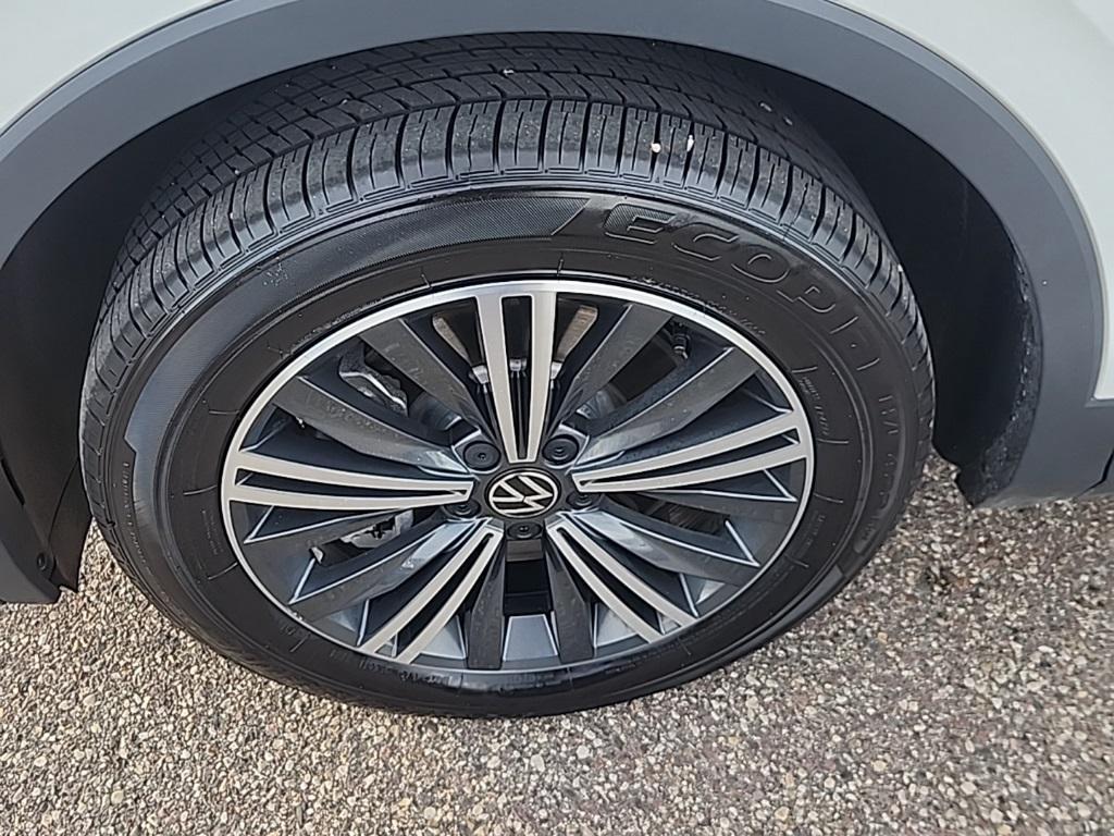 used 2024 Volkswagen Tiguan car, priced at $28,967