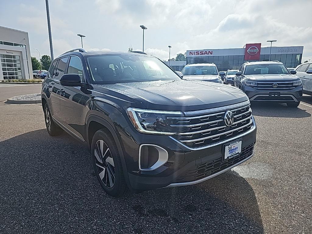 new 2025 Volkswagen Atlas car, priced at $45,328
