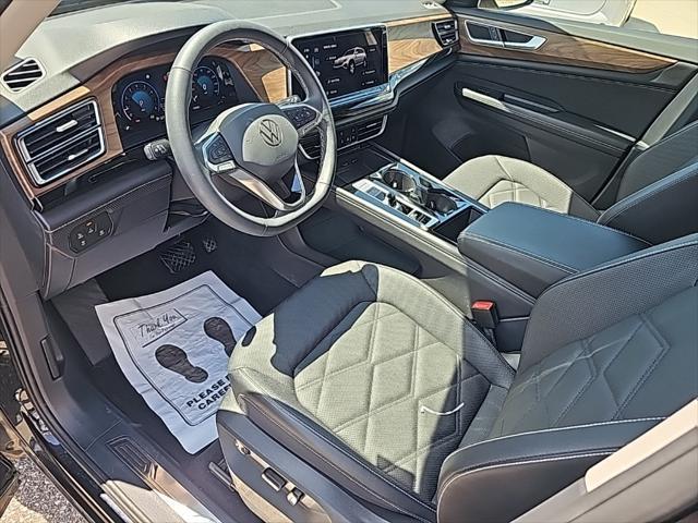 used 2024 Volkswagen Atlas car, priced at $36,999