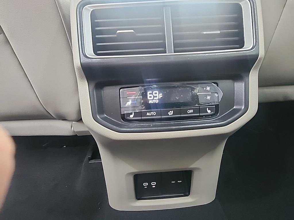 new 2026 Volkswagen Atlas car, priced at $55,360