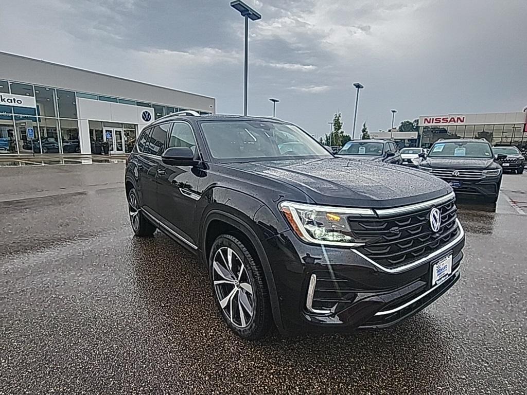 new 2026 Volkswagen Atlas car, priced at $55,360