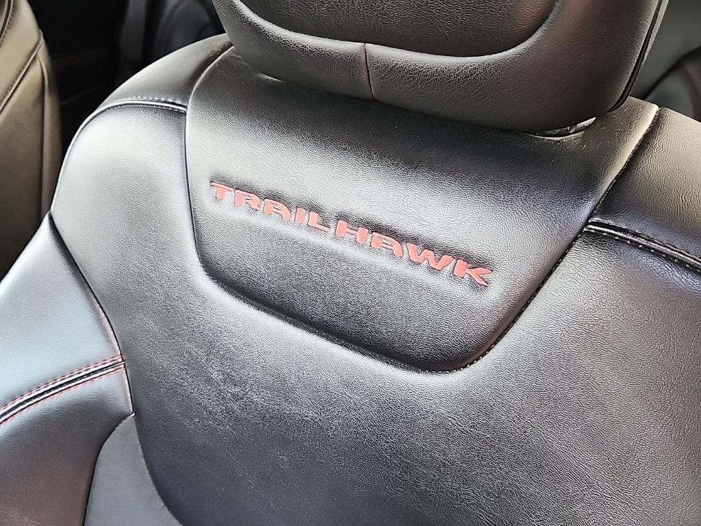 used 2019 Jeep Cherokee car, priced at $21,395