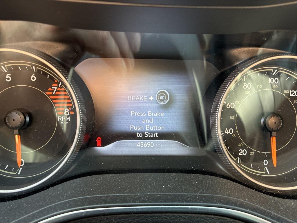 used 2019 Jeep Cherokee car, priced at $21,989