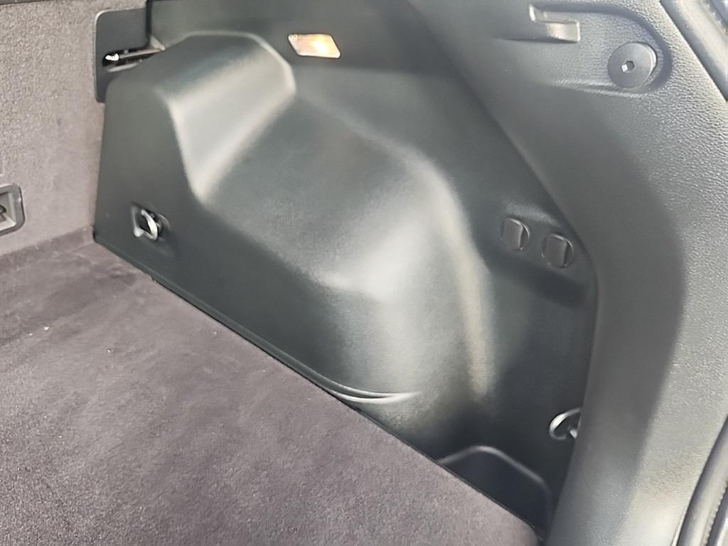 used 2019 Jeep Cherokee car, priced at $21,395