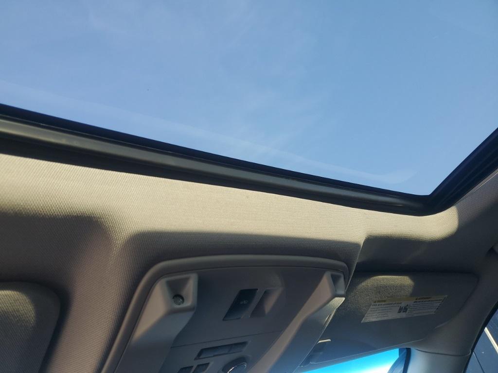 used 2018 GMC Yukon XL car, priced at $25,989