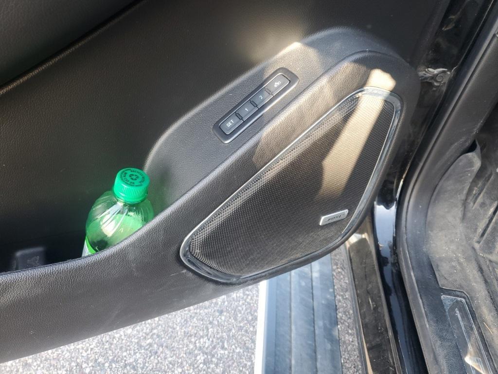 used 2018 GMC Yukon XL car, priced at $25,989