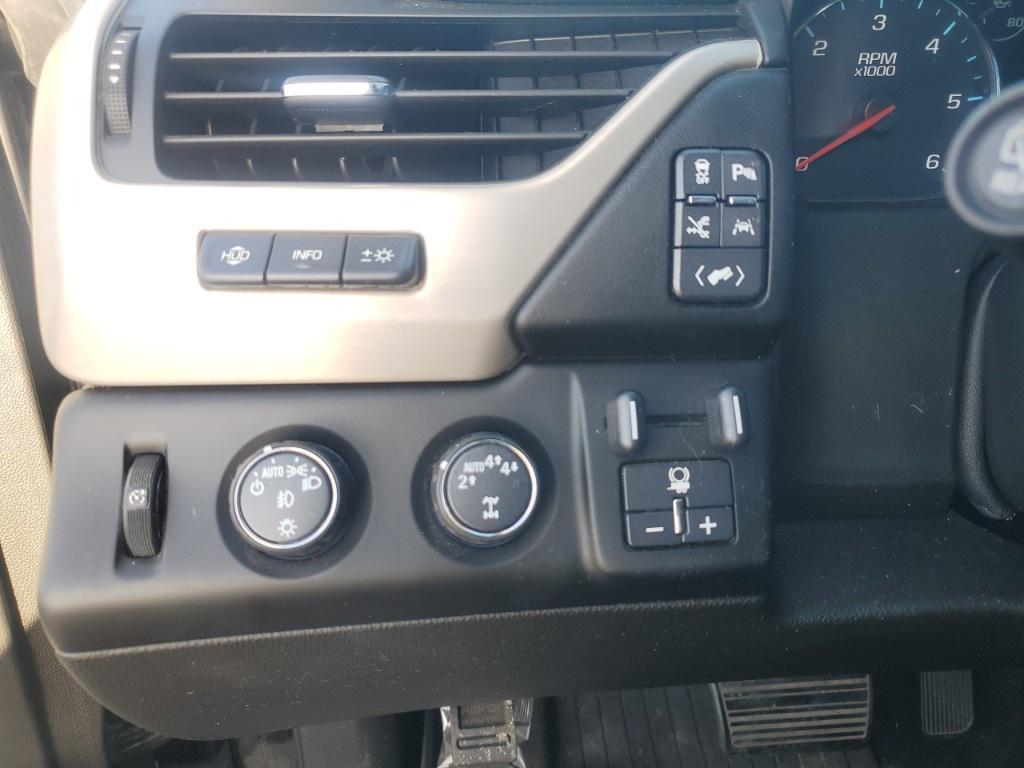 used 2018 GMC Yukon XL car, priced at $25,989