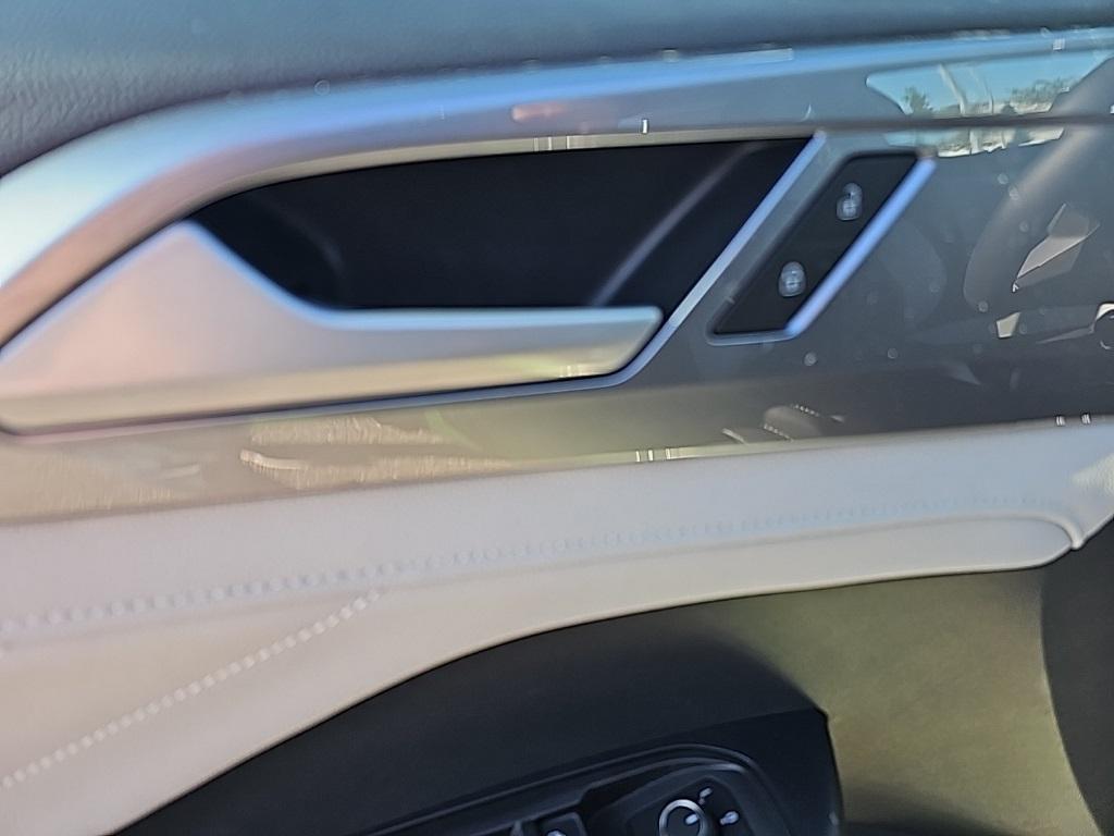 new 2025 Volkswagen Taos car, priced at $36,636