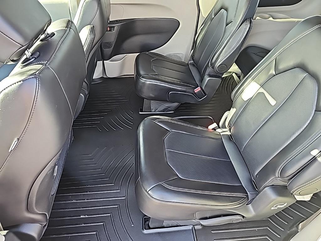 used 2024 Chrysler Pacifica car, priced at $29,958