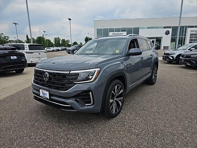 new 2025 Volkswagen Atlas car, priced at $56,311