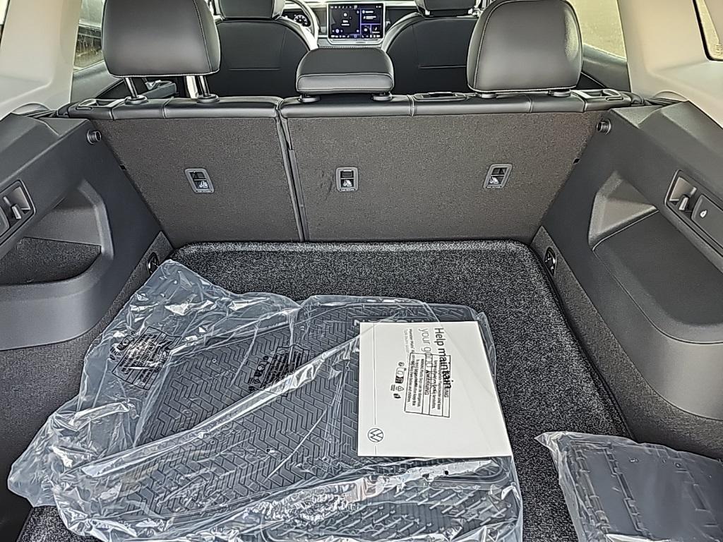 new 2026 Volkswagen Tiguan car, priced at $36,323