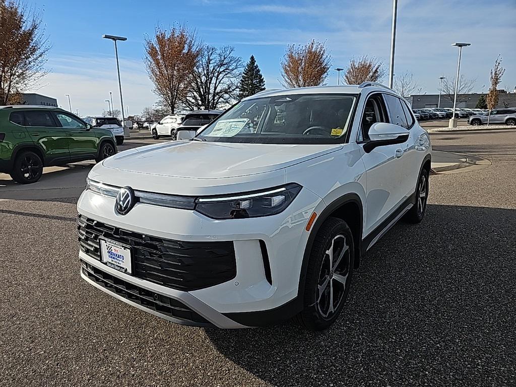 new 2026 Volkswagen Tiguan car, priced at $36,323