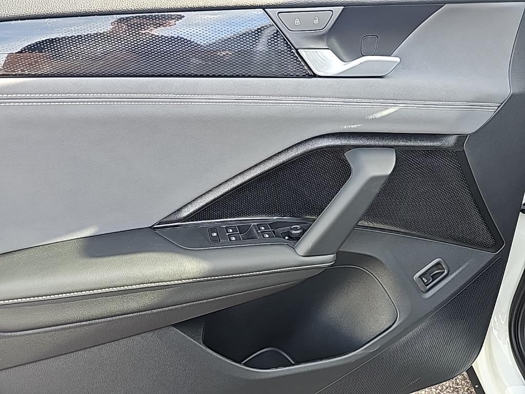 new 2026 Volkswagen Tiguan car, priced at $36,323