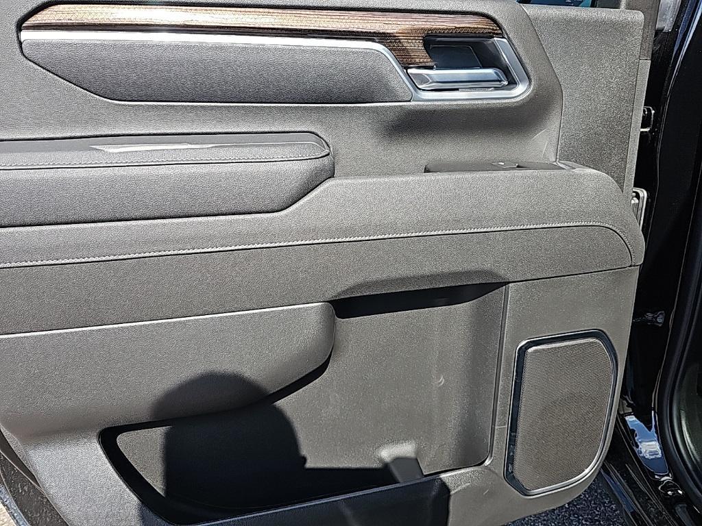 new 2025 Chevrolet Silverado 3500 car, priced at $70,575