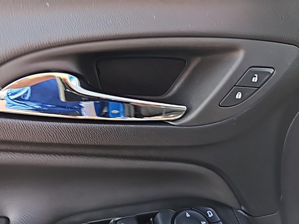 used 2024 Chevrolet Equinox car, priced at $24,218