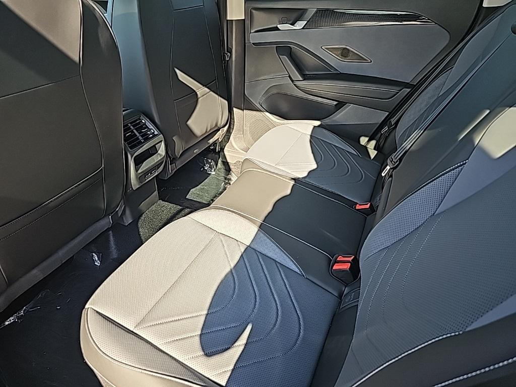 new 2025 Volkswagen Tiguan car, priced at $34,530