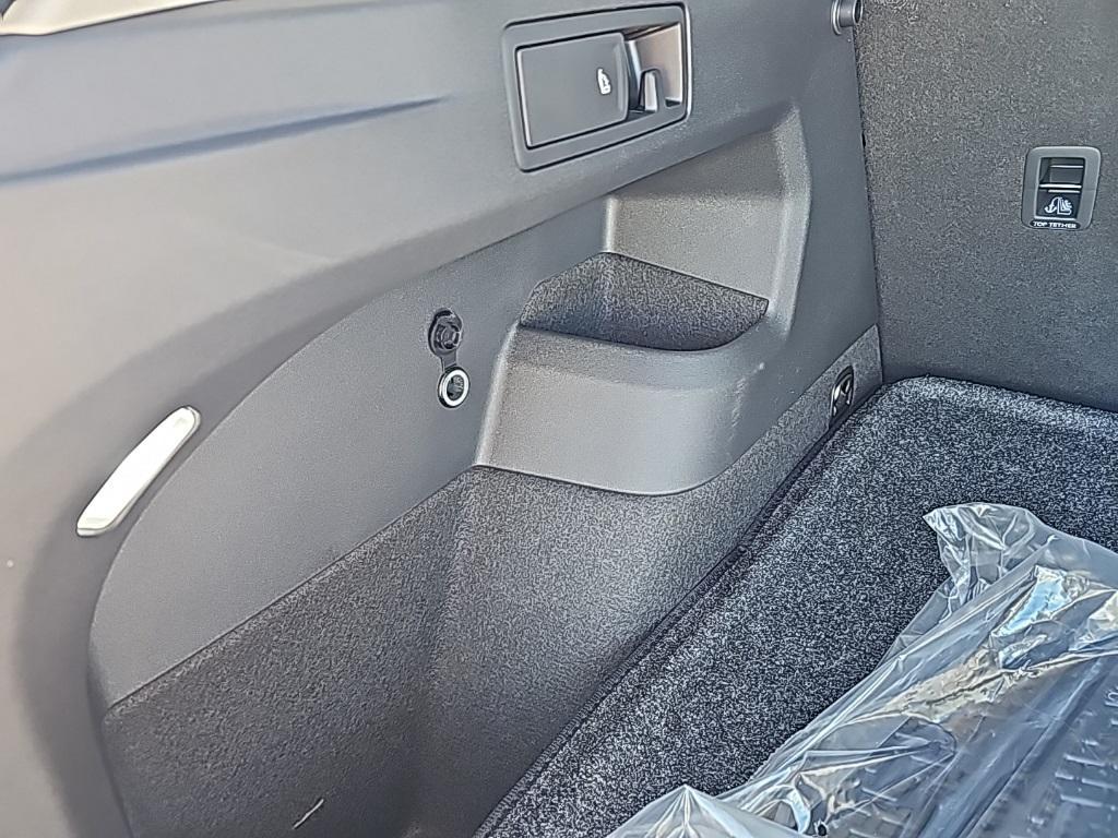 new 2025 Volkswagen Tiguan car, priced at $34,530