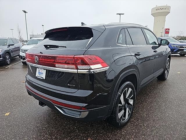 new 2024 Volkswagen Atlas Cross Sport car, priced at $43,860