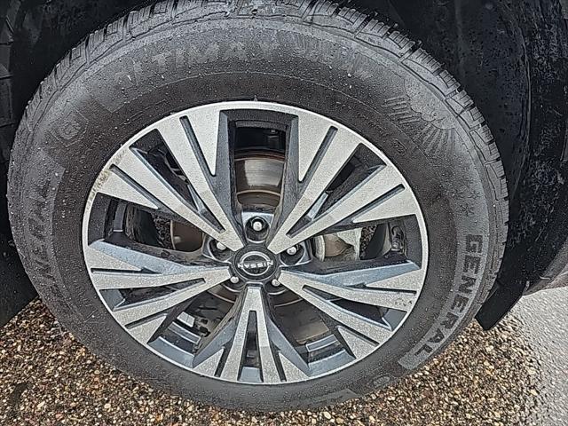 used 2023 Nissan Rogue car, priced at $25,699