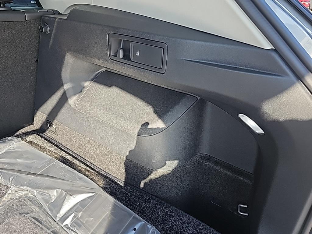 new 2025 Volkswagen Tiguan car, priced at $33,502