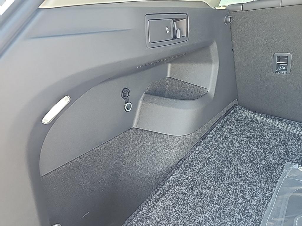 new 2025 Volkswagen Tiguan car, priced at $33,502