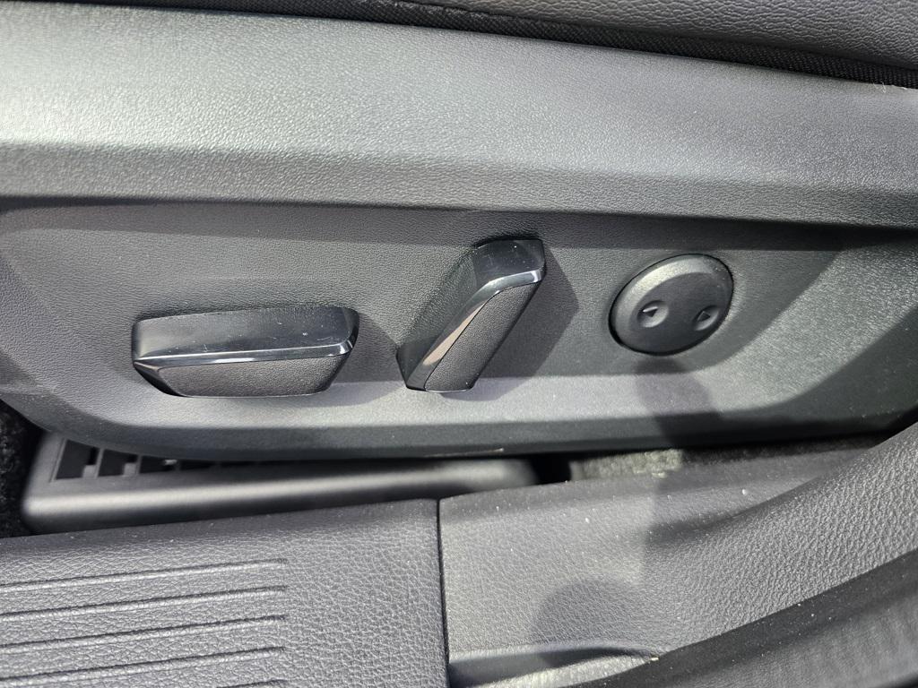 new 2025 Nissan Rogue car, priced at $37,275