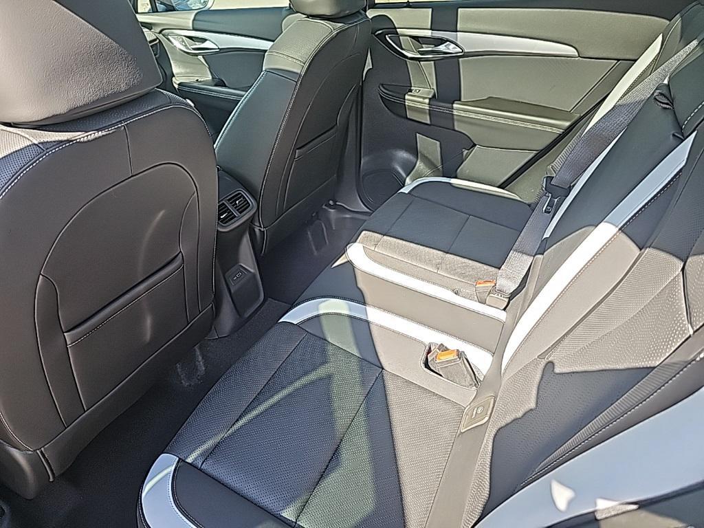 used 2025 Buick Envision car, priced at $37,203