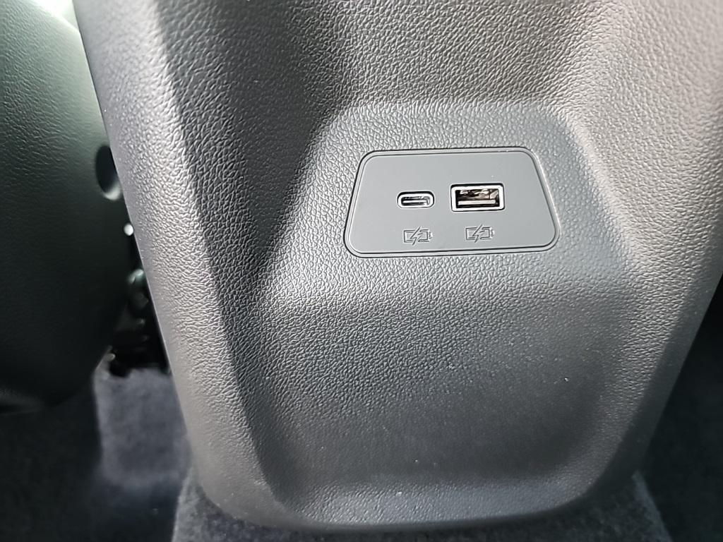 used 2025 Buick Envision car, priced at $37,203