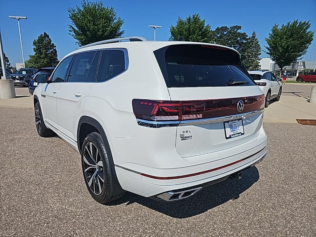 new 2025 Volkswagen Atlas car, priced at $51,696