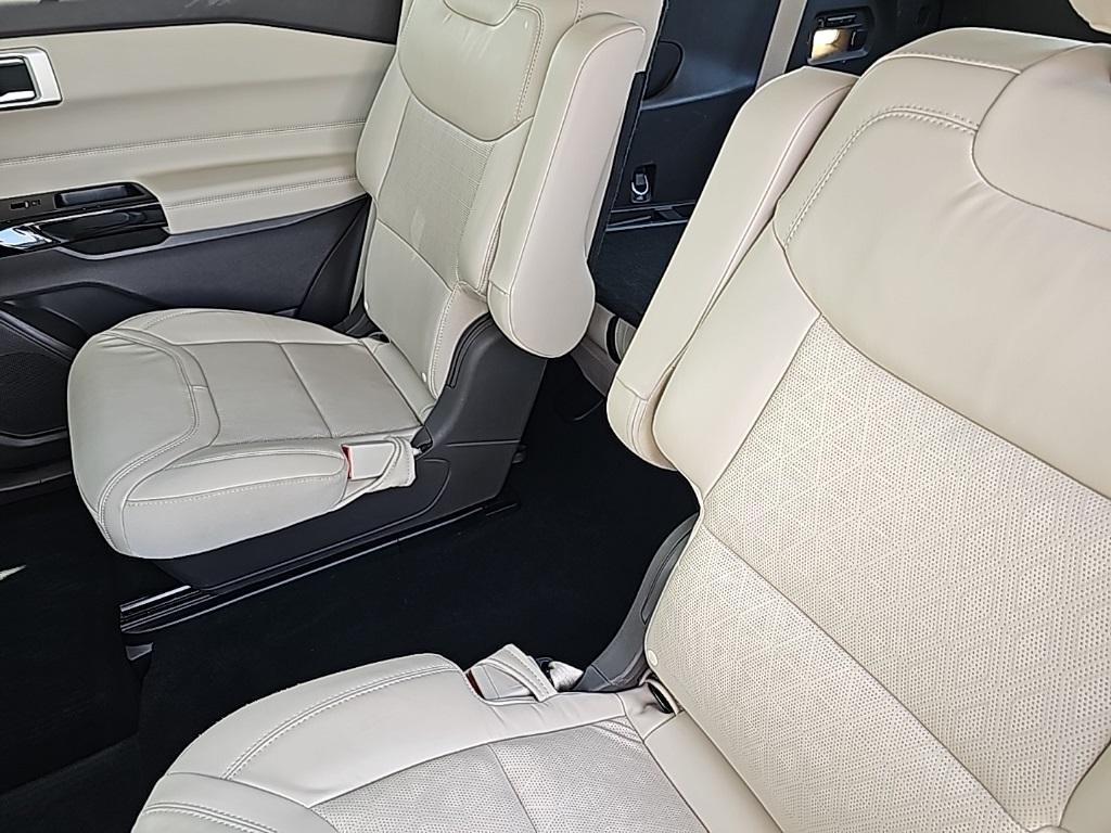 used 2022 Ford Explorer car, priced at $39,169