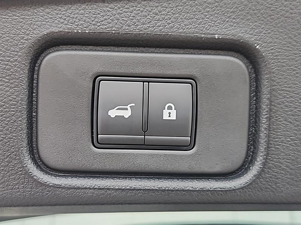 new 2025 Nissan Pathfinder car, priced at $39,960