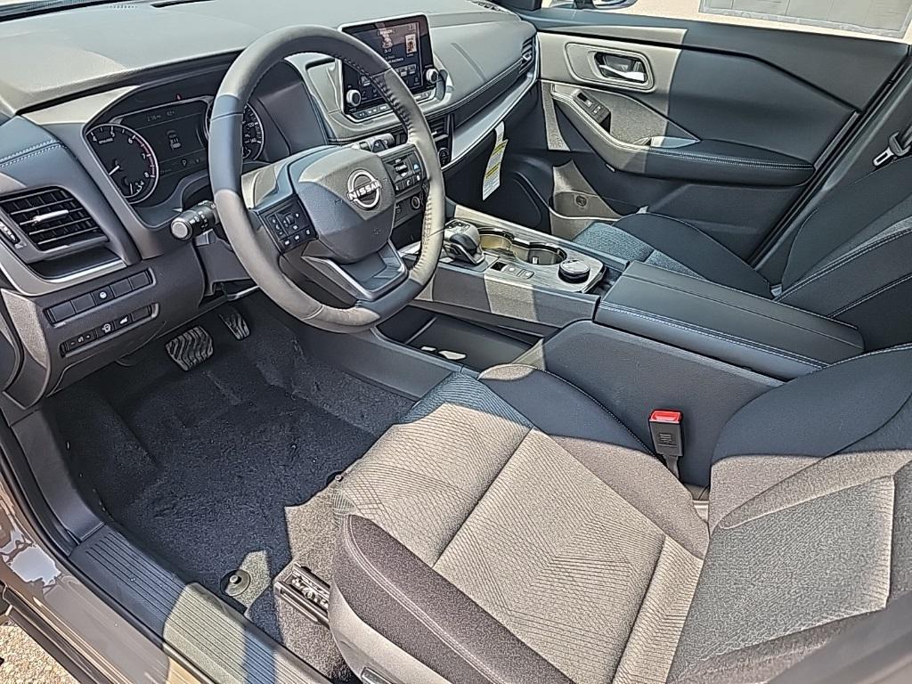 new 2025 Nissan Rogue car, priced at $32,100