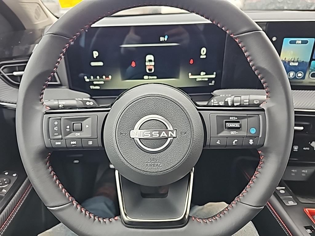 new 2025 Nissan Kicks car, priced at $29,040