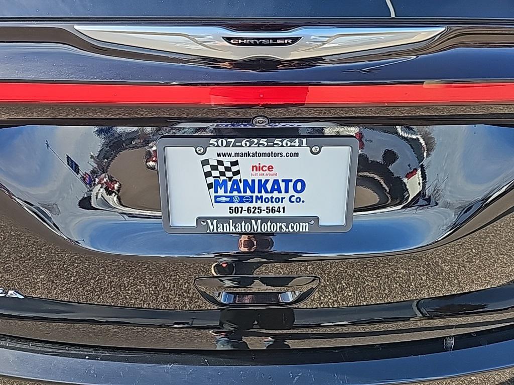 used 2025 Chrysler Pacifica car, priced at $31,967