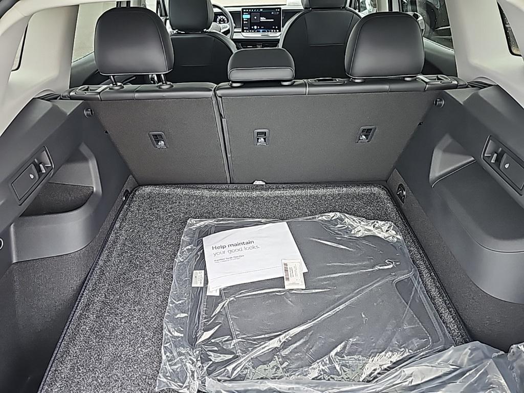 new 2025 Volkswagen Tiguan car, priced at $33,819