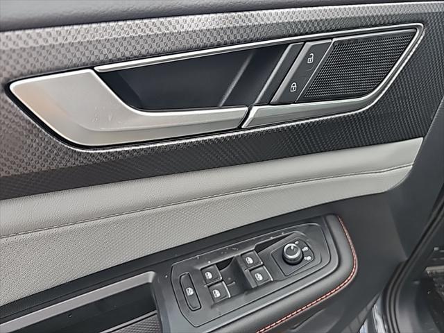 new 2025 Volkswagen Atlas car, priced at $50,399