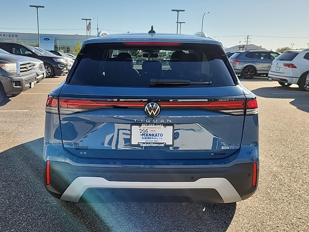 new 2025 Volkswagen Tiguan car, priced at $34,675