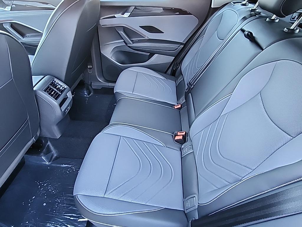 new 2025 Volkswagen Tiguan car, priced at $34,675