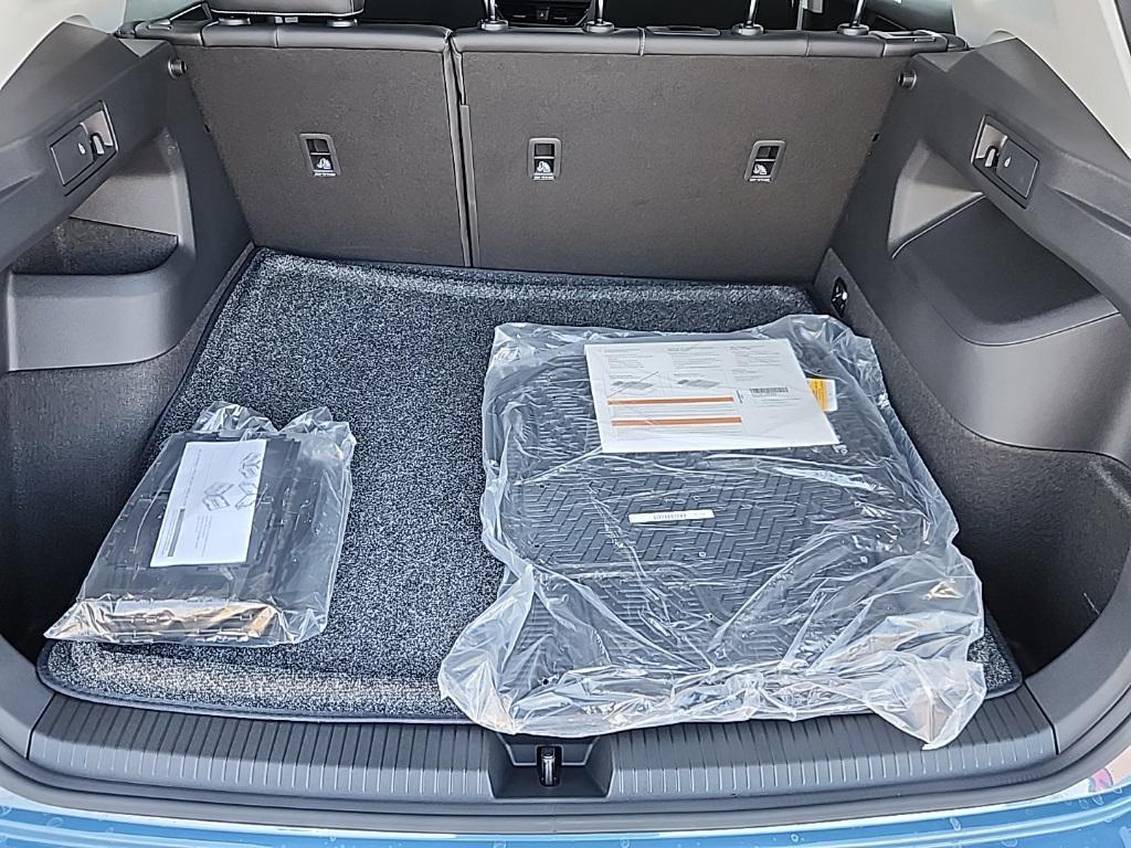 new 2025 Volkswagen Tiguan car, priced at $34,675