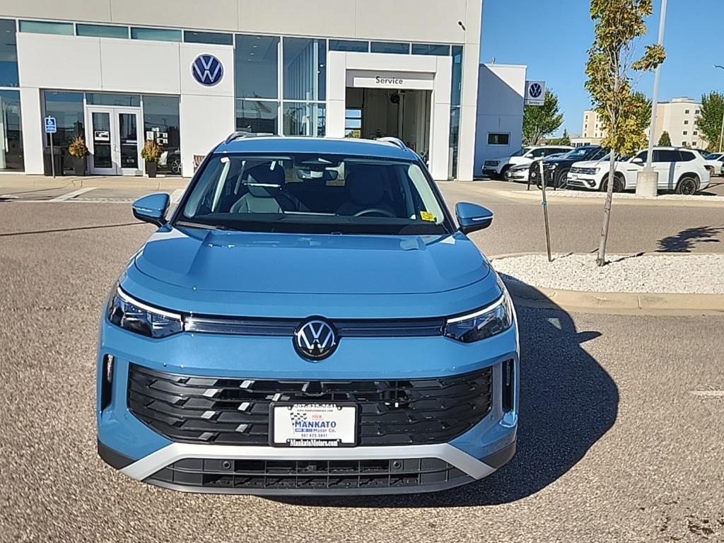 new 2025 Volkswagen Tiguan car, priced at $34,675