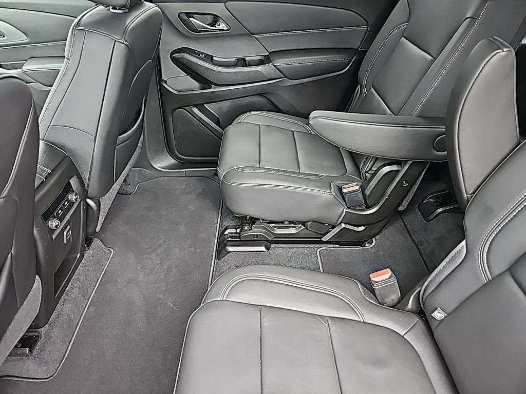 used 2023 Chevrolet Traverse car, priced at $35,999