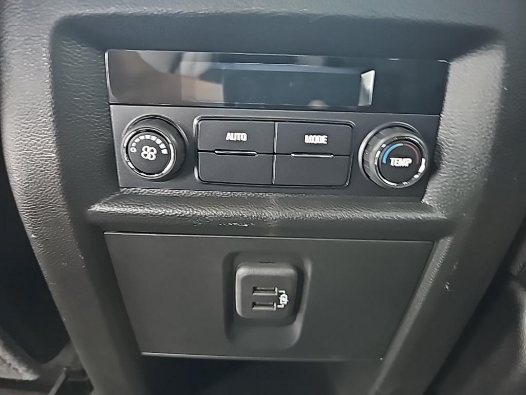 used 2023 Chevrolet Traverse car, priced at $35,999