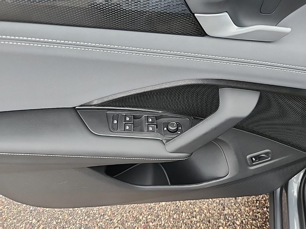 new 2025 Volkswagen Tiguan car, priced at $35,941