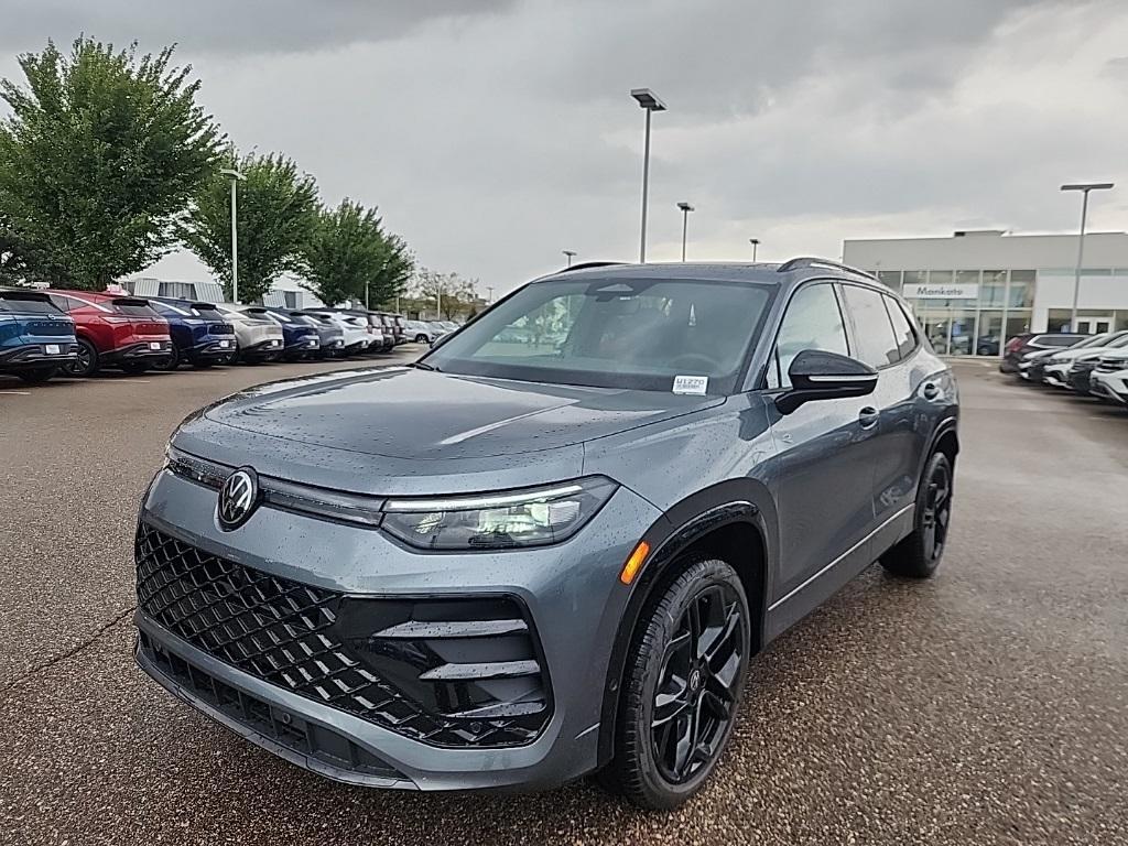 new 2025 Volkswagen Tiguan car, priced at $35,941