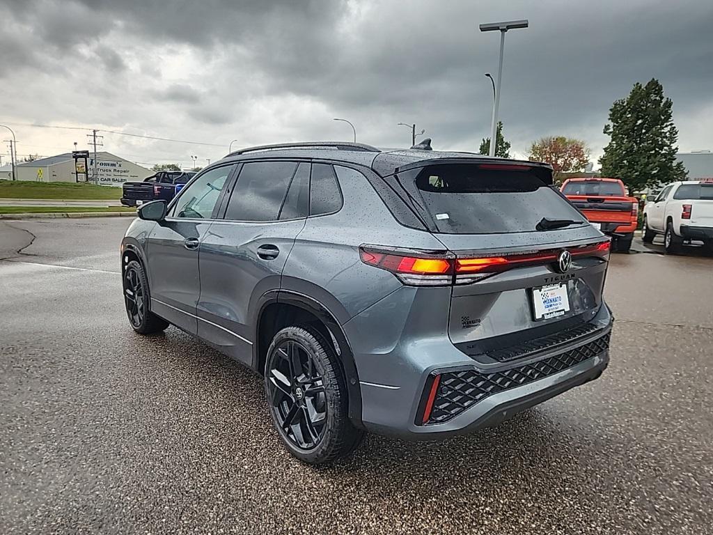 new 2025 Volkswagen Tiguan car, priced at $35,941