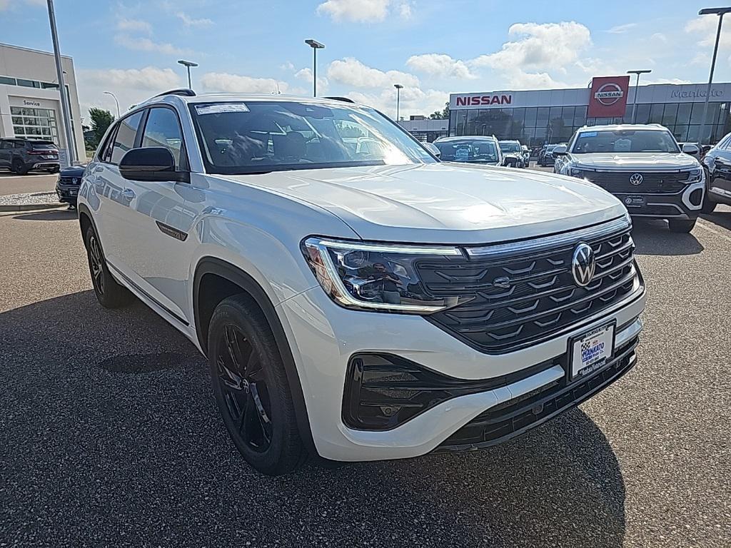 new 2025 Volkswagen Atlas Cross Sport car, priced at $47,917