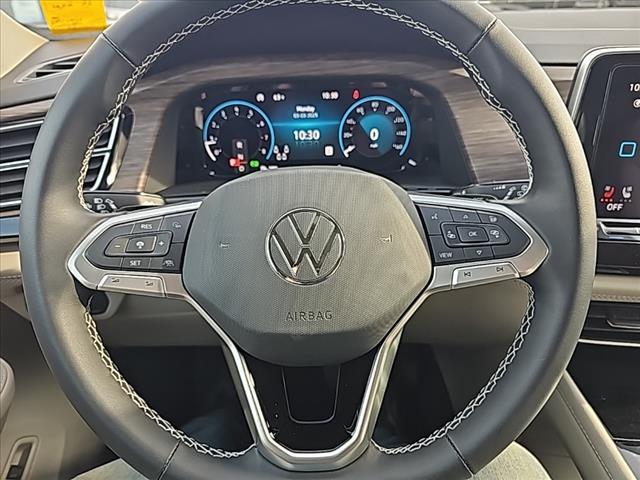 new 2025 Volkswagen Atlas car, priced at $49,750
